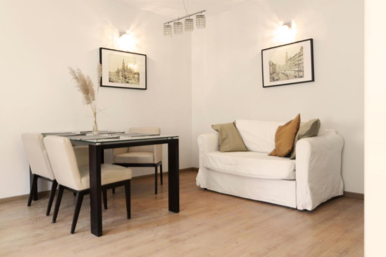 By The River And City Center - Comfortable Rooms Breslavia Exterior foto