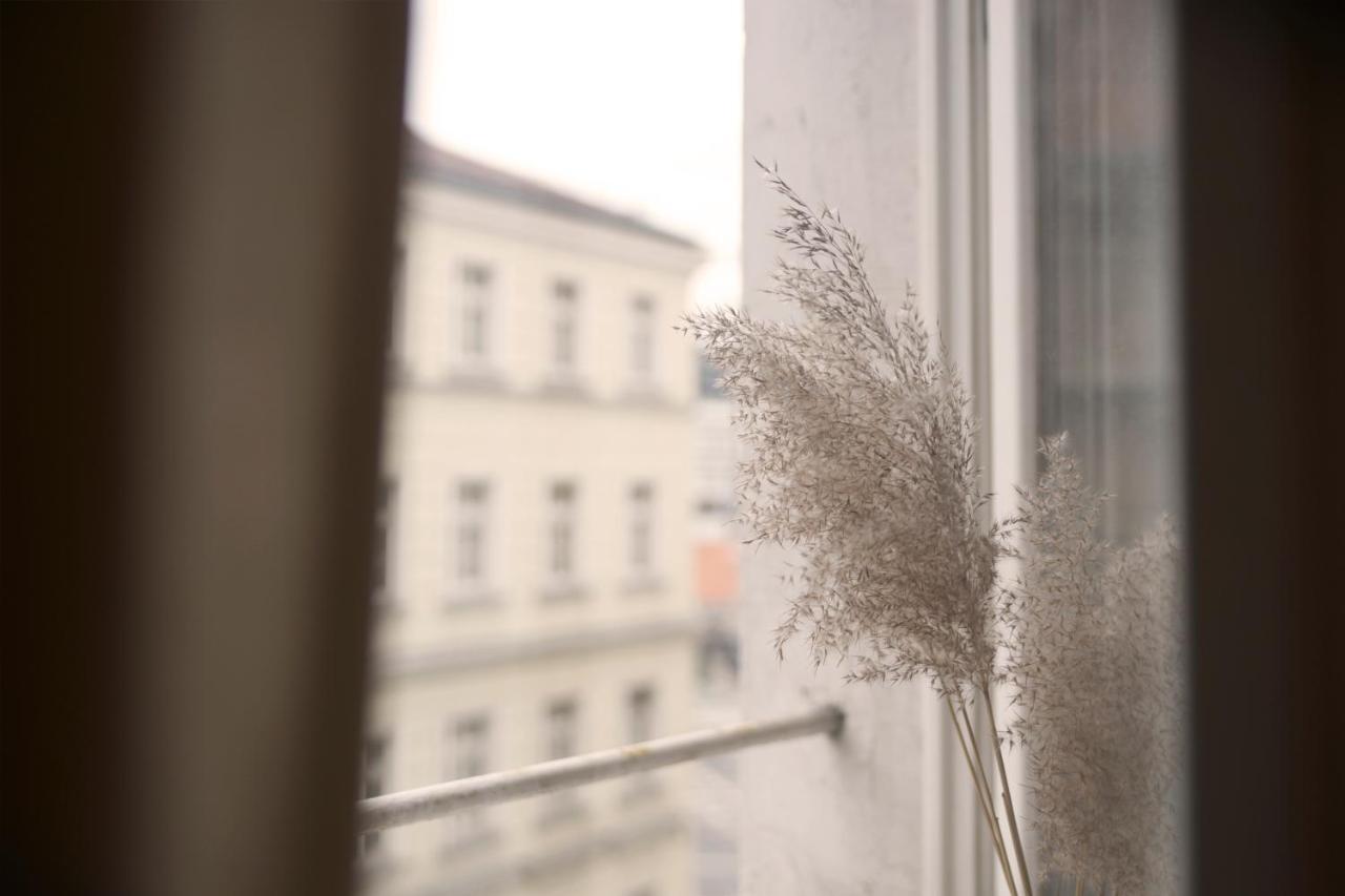 By The River And City Center - Comfortable Rooms Breslavia Exterior foto